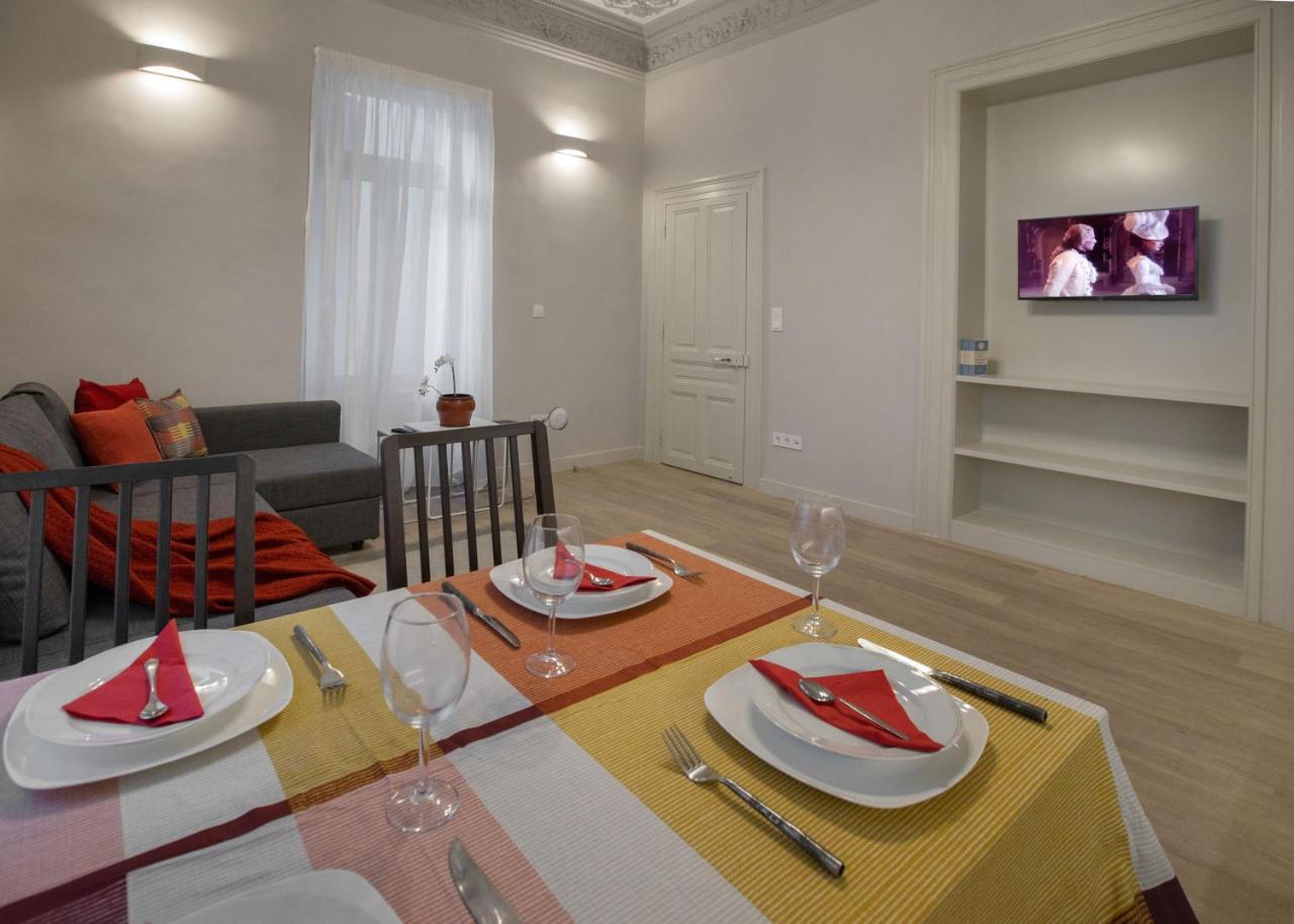 Sophisticated Apartment In Syntagma By Ghh Athens Exterior photo