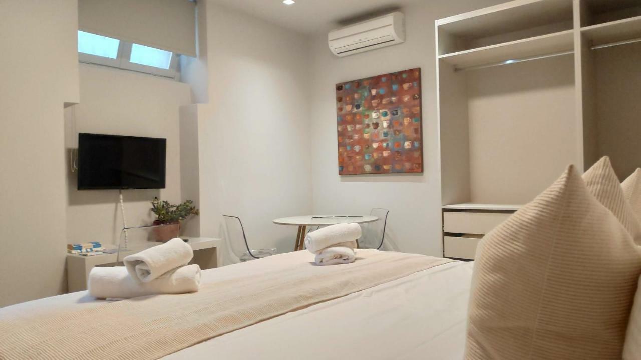 Sophisticated Apartment In Syntagma By Ghh Athens Exterior photo