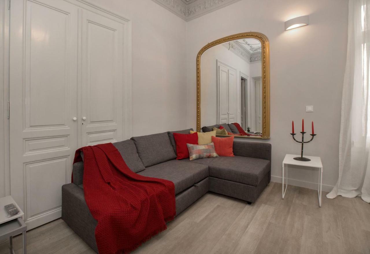 Sophisticated Apartment In Syntagma By Ghh Athens Exterior photo